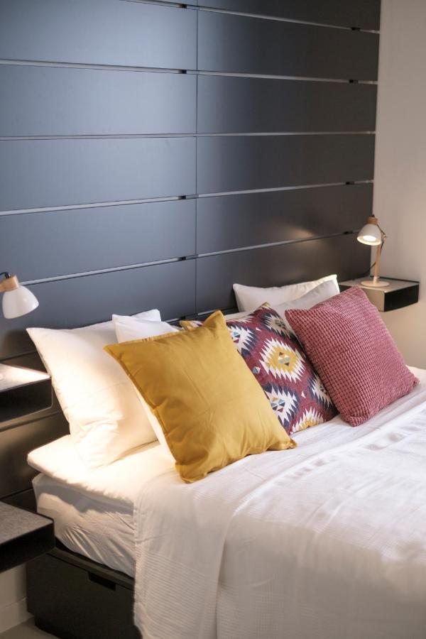 Mini Loft With Terrace Lägenhet Bryssel Exteriör bild