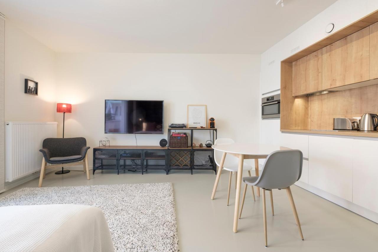 Mini Loft With Terrace Lägenhet Bryssel Exteriör bild