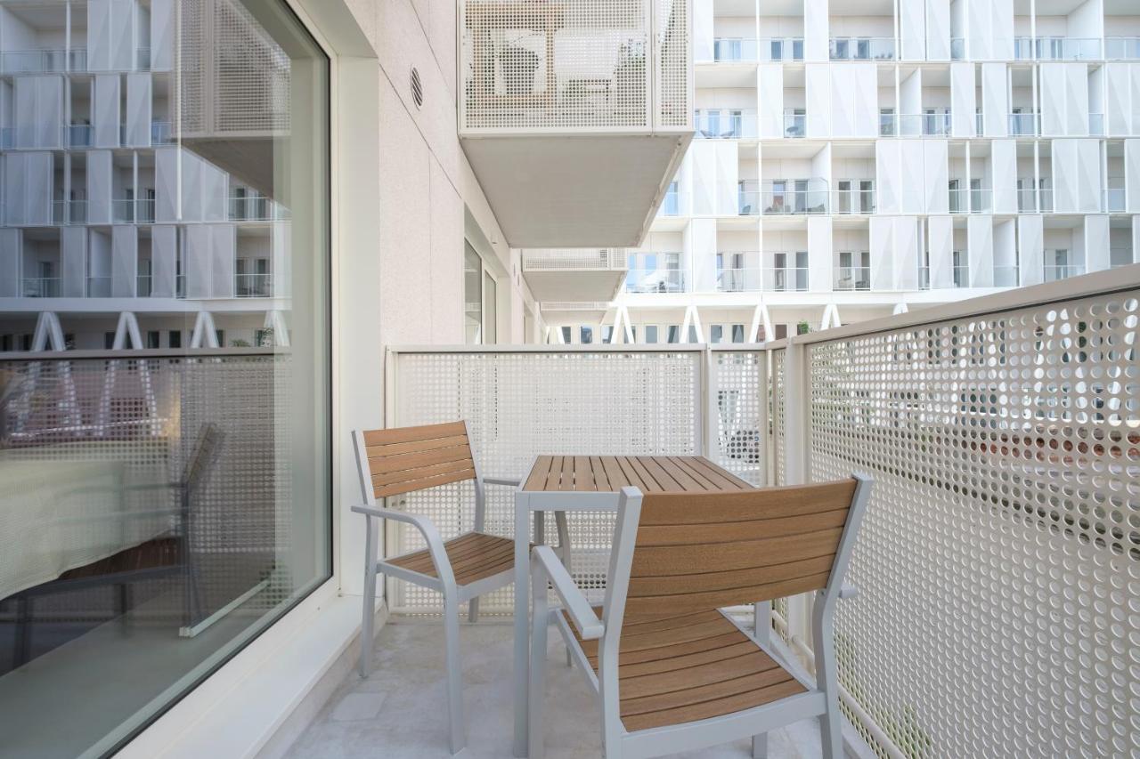 Mini Loft With Terrace Lägenhet Bryssel Exteriör bild